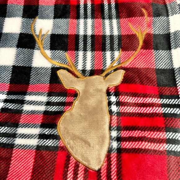 Elle Decor Throw Blanket 72x47 Red Black Plaid Deer Head Embellishment Soft - Picture 3 of 10